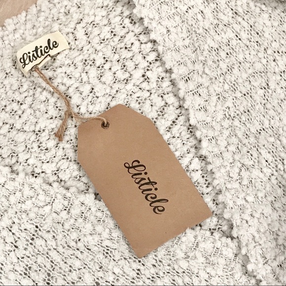 🦋LAST ONE🦋Chunky Knit Popcorn Cardigan Gray NWT - Picture 2 of 6